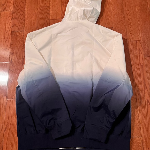 FILA JACKET. Great condition.  Blue and white. - Picture 2 of 4